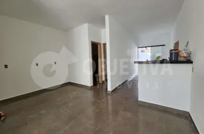 Casa para aluguel, 2 quartos, 1 suíte, 2 vagas, maravilha - uberlandia/mg