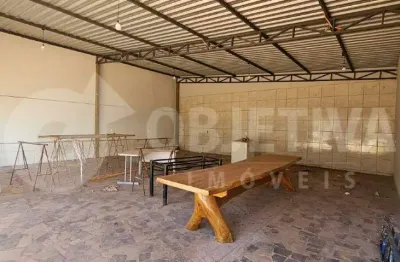 Casa para aluguel, 1 quarto, 5 vagas, marta helena - uberlandia/mg