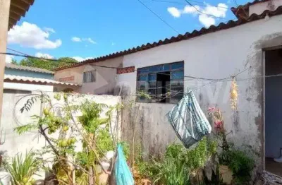 Casa à venda, 4 quartos, 1 suíte, 2 vagas, guarani - uberlandia/mg