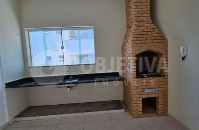 Cobertura para aluguel, 3 quartos, 1 suíte, 2 vagas, santa monica - uberlandia/mg