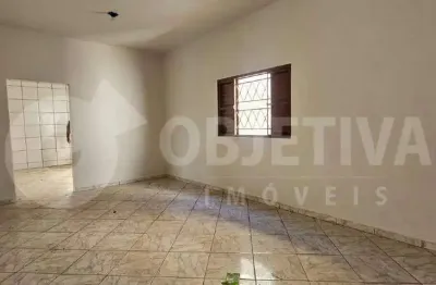 Casa para aluguel, 3 quartos, 1 suíte, 3 vagas, maria rezende - uberlandia/mg