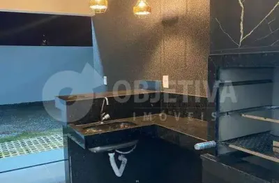 Casa à venda, 2 quartos, 1 suíte, 2 vagas, shopping park - uberlandia/mg