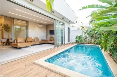 Casa em Condomínio à venda, 3 quartos, 3 suítes, 4 vagas, Jardim Versailles - UBERLANDIA/MG