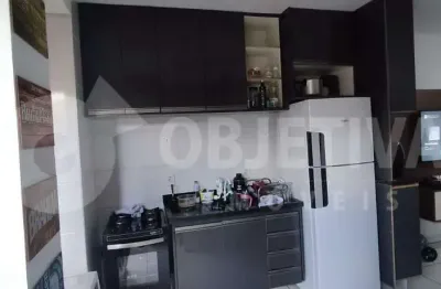 Apartamento à venda, 2 quartos, 1 suíte, 1 vaga, laranjeiras - uberlandia/mg