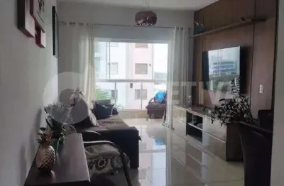 Apartamento à venda, 3 quartos, 1 suíte, 2 vagas, santa monica - uberlandia/mg