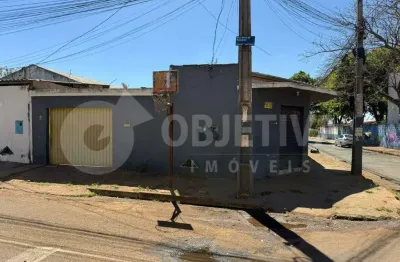 Casa com 3 quartos à venda em São Jorge, Uberlândia 