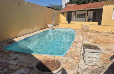 Casa à venda, 4 quartos, 1 suíte, 1 vaga, presidente roosevelt - uberlandia/mg