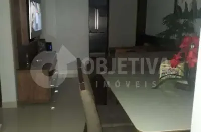 Apartamento à venda, 2 quartos, nossa senhora aparecida - uberlandia/mg