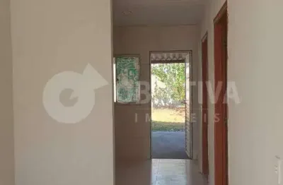 Casa à venda, 2 quartos, 2 vagas, loteamento monte hebron - uberlandia/mg