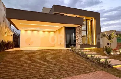 Casa em condomínio à venda, 3 quartos, 2 suítes, 4 vagas, condomínio mirante do lago - uberlandia/mg