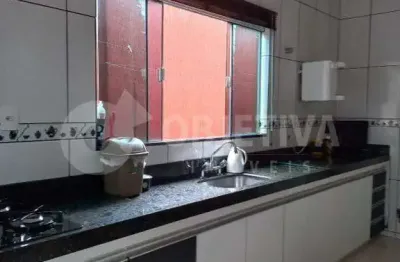 Casa à venda, 3 quartos, 1 suíte, 2 vagas, santa rosa - uberlandia/mg