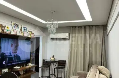 Apartamento à venda, 2 quartos, 1 suíte, 1 vaga, centro - uberlandia/mg