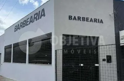 Oportunidade de Locação – Barbearia/Salão de Beleza Montado e Mobiliado