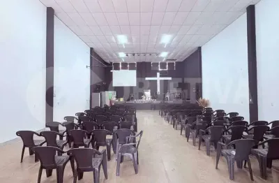 Barracão / Galpão / Depósito à venda no Shopping Park, Uberlândia 