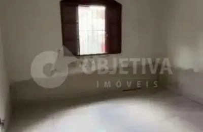 Casa para aluguel, 3 quartos, 1 suíte, 3 vagas, santa monica - uberlandia/mg