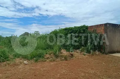 Terreno à venda no Pampulha, Uberlândia 