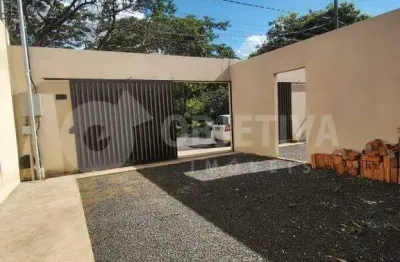 Casa à venda, 2 quartos, 1 suíte, 2 vagas, MARAVILHA - UBERLANDIA/MG