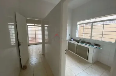 Casa comercial com 5 salas para alugar na Vila Mendonça, Araçatuba 