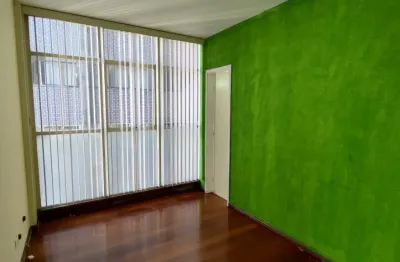 Sala comercial com sala ampla bem iluminada e uma antessala - centro - curitiba