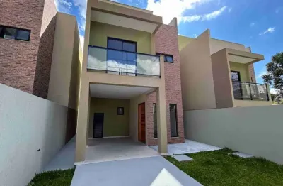 Sobrado com 3 quartos e 1 vaga de gararem - Boa Vista - Curitiba