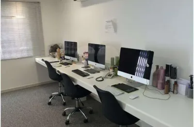 Casa comercial à venda na Rua Apamas, --, Moema, São Paulo