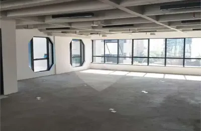 Sala comercial à venda no Itaim Bibi, São Paulo 