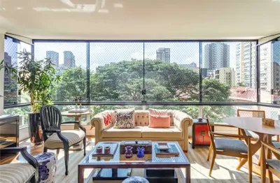 Apartamento com 4 quartos à venda na Avenida Sabiá, --, Moema, São Paulo