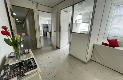 Sala comercial à venda em Higienópolis, São Paulo 