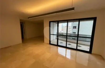 Apartamento com 2 quartos à venda na Avenida dos Imarés, --, Moema, São Paulo