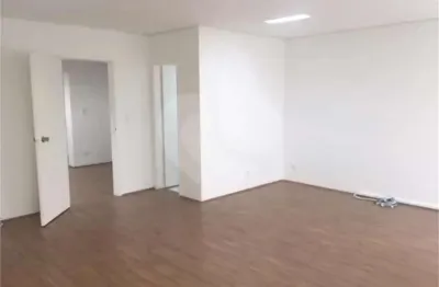 Sala comercial à venda no Jardim América, São Paulo 