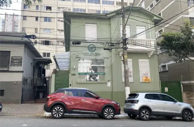 Casa para alugar na Rua Artur Prado, --, Bela Vista, São Paulo