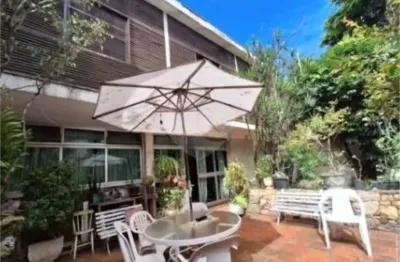 Casa com 4 quartos à venda na Avenida Armando Ferrentini, --, Paraíso, São Paulo