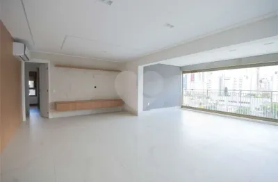 Apartamento com 3 quartos à venda na Avenida Cotovia, --, Moema, São Paulo