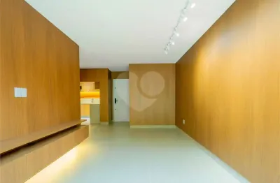 Apartamento com 2 quartos à venda na Rua João Cachoeira, --, Vila Nova Conceição, São Paulo