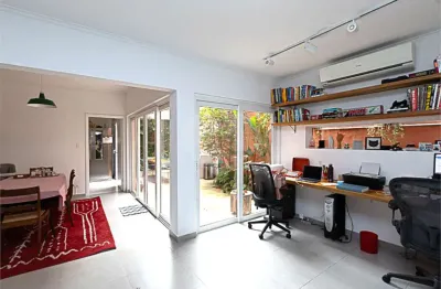 Casa com 3 quartos à venda na Marieta, --, Jardim América, São Paulo