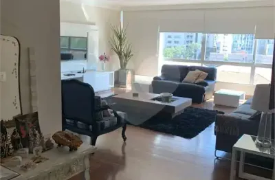 Apartamento com 3 quartos à venda na Alameda Rio Claro, --, Bela Vista, São Paulo