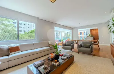 Apartamento com 4 quartos à venda na Rua Tuim, --, Moema, São Paulo