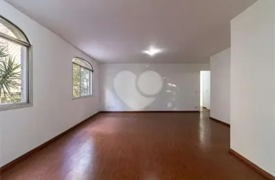 Apartamento com 3 quartos à venda na Rua dos Ingleses, --, Bela Vista, São Paulo