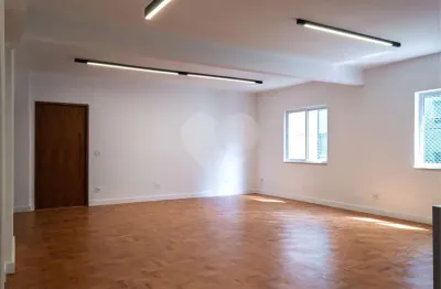 Apartamento com 3 quartos à venda na Alameda Jaú, --, Jardim Paulista, São Paulo