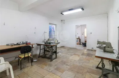 Casa para alugar na Rua Mateus Grou, --, Pinheiros, São Paulo