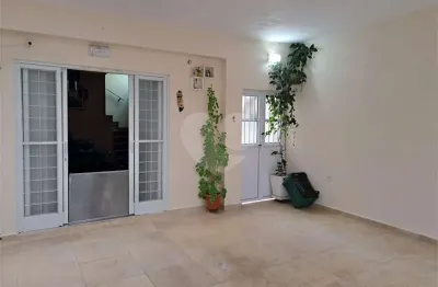 Casa com 2 quartos à venda na Avenida Itacira, --, Planalto Paulista, São Paulo