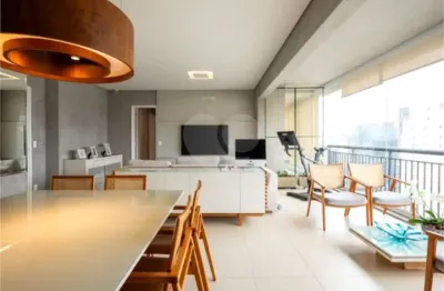 Apartamento com 3 quartos à venda ou para locação em itaim bibi - sp