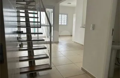 Apartamento com 2 quartos para alugar em Pinheiros, São Paulo 