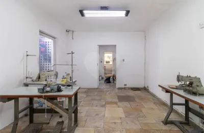Casa comercial à venda na Rua Mateus Grou, --, Pinheiros, São Paulo