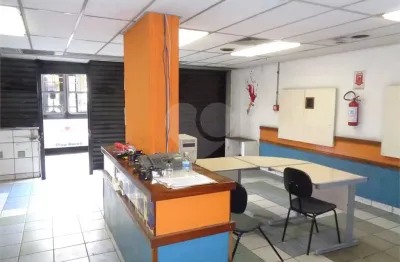 Prédio à venda na Rua Teodoro Sampaio, --, Pinheiros, São Paulo