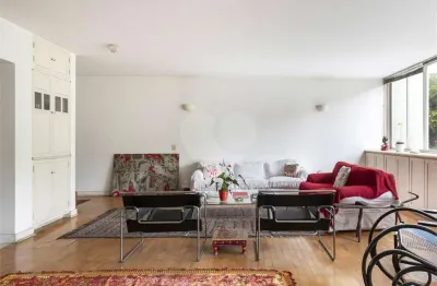 Apartamento com 3 quartos à venda na Alameda Casa Branca, --, Jardim América, São Paulo