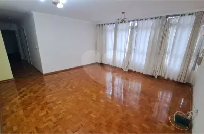 Apartamento com 3 quartos à venda na Rua Azevedo Macedo, --, Vila Mariana, São Paulo