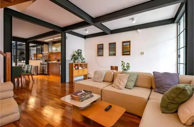 Casa com 3 quartos à venda na Rua Inácio Pereira da Rocha, --, Pinheiros, São Paulo