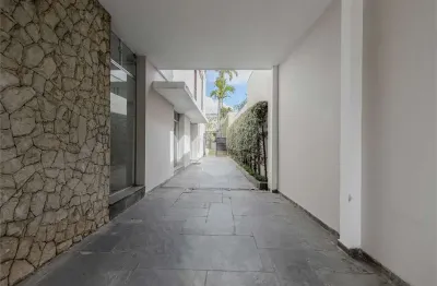Casa com 4 quartos à venda na Rua Montevidéu, --, Alto da Lapa, São Paulo