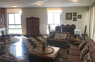 Apartamento com 4 quartos à venda na Rua Senador César Lacerda Vergueiro, --, Vila Madalena, São Paulo